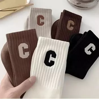 Теплые носки средней длины для женщин, зимние длинные носки, модные носки для детей, повседневные спортивные короткие носки для женщин One Size коричневый