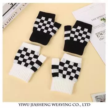 Теплые перчатки с полупальцами в шахматном стиле для студентов, короткие вязаные перчатки черного и белого цвета, перчатки для письма с отсутствующими пальцами, перчатки на осень и зиму One Size