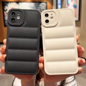 Теплый пуховик для Apple 15, iPhone11/X/XR, 12 Pro Max, 13, 14 с чехлами soft shell. iPhone 15 Plus