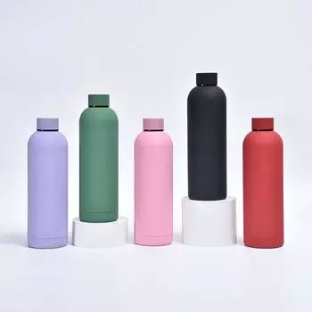 Термос из нержавеющей стали 304, двойная вакуумная чашка для езды на открытом воздухе, окрашенная распылением, удобная чашка с небольшим горлышком 500ml чёрный