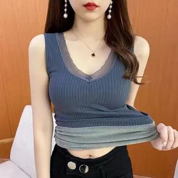 Терможилет с мягкой подкладкой, женская сексуальная зимняя одежда, жилет без рукавов, однотонный тонкий бархатный теплый топ на бретелях, кружевное термобелье с v-образным вырезом в полоску one size чёрный