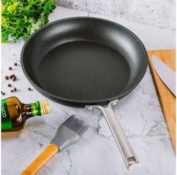 TESCOMA TitanPower 26 см черная - титановая сковорода с антипригарным покрытием