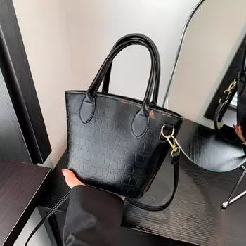 Текстура новая повседневная женская сумка 2024 года новая модная однотонная портативная женская сумка простая иностранная сумка-мессенджер чёрный