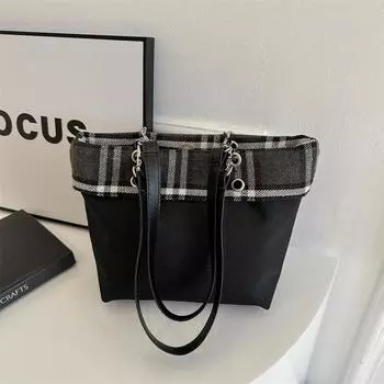 Textured checked tote bag 2024 new niche design canvas bag commuter versatile shoulder bucket bag чёрный