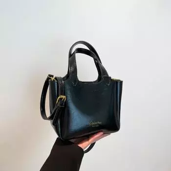 Textured handbag bag New summer trendy versatile shoulder messenger bag Fashion niche vegetable basket Women s bag trendy