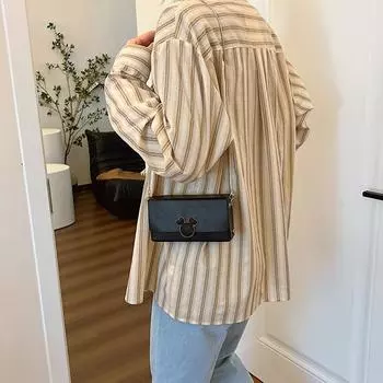 Textured messenger bag 2024 new fashionable retro small square bag chain bag female styling simple versatile shoulder bag чёрный