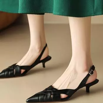 Текстурированная мягкая кожа! Сандалии Baotou женские с низким каблуком, полые плетеные сандалии с острым носком, женские с средним каблуком 35