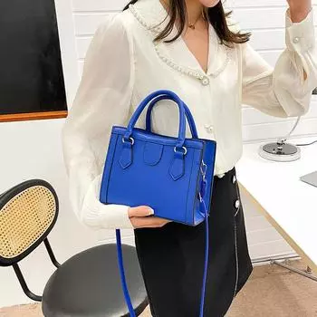 Текстурированная портативная маленькая квадратная сумка женская 2024 новая корейская версия сумка через плечо модная и простая сумка-мессенджер белый