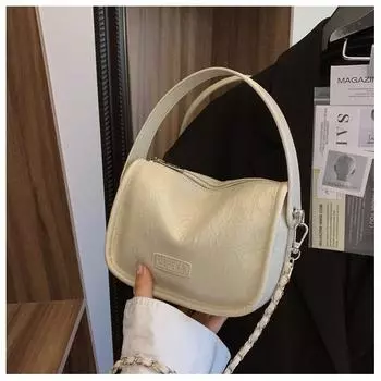 Текстурированная ретро мягкая поверхность маленькая квадратная сумка женская 2024 новая модная ручная сумка универсальная сумка-мессенджер через плечо с цепочкой чёрный