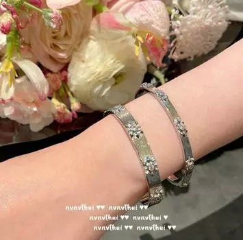 Текстурированный резной золотой браслет со снежинками и драгоценными камнями Antique Sense, 18-каратное позолоченное покрытие, дуга, матовый цветок, браслет из циркона, двойной