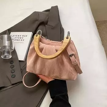 Текстурные сумки с деревянными ручками для женщин, летняя трендовая плиссированная сумка через плечо в виде облака, женский кошелек для шопинга, сумка через плечо для поездок на работу (20cm<Max Length<30cm)