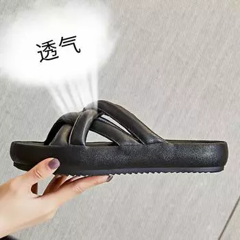 The first layer of sheepskin slippers for women to wear 2025 summer new women s cross beach shoes fashionable versatile leather women s shoes 35