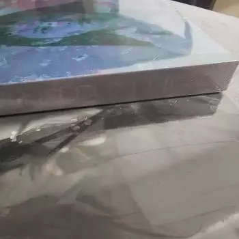 The Iu Lilac Album Lilac And Lilac Set Is Sold In Sealed Batches