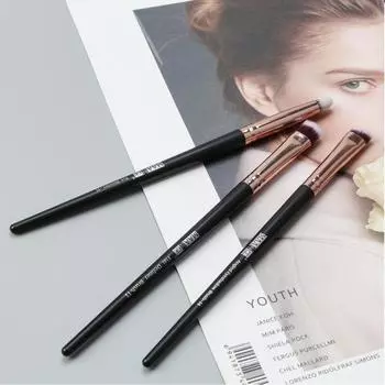 The New 3 Eye Makeup Brushes Are Soft And Easy To Apply Makeup Brushes One Size чёрный