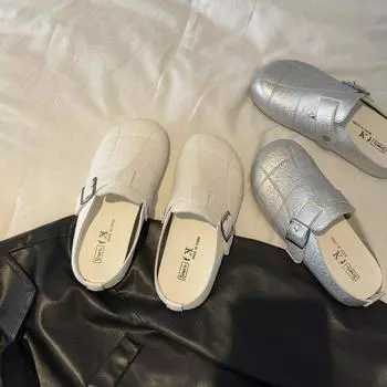 Thick-bottomed bread slippers women s wear 2025 summer new Internet celebrity fashion simple and versatile open-toe one-word with sandals 35 серебряный