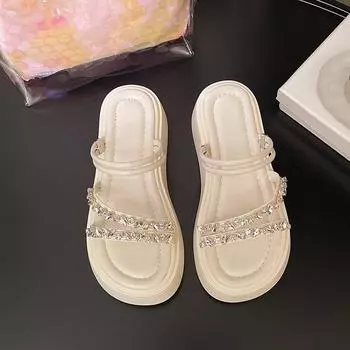 Thick-bottomed cool slippers for women to wear summer new rhinestone muffin versatile small one-word beach slippers for women 35