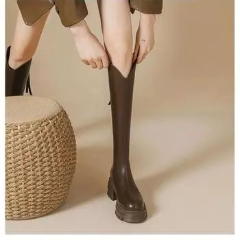 Сапоги женские на толстом каблуке и платформе, новые модные сапоги на молнии сзади 2024 года, уличные сапоги в стиле рыцарь, прилив 35 чёрный