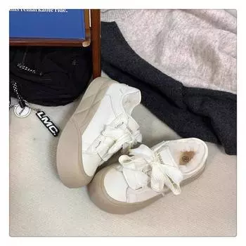 толстые подошвы больших размеров хлебные туфли 2024 зимние бархатные маленькие белые туфли женские уличные кожаные теплые хлопковые туфли 35