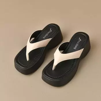 Thick-soled heightened foot-pinching flip-flops shoes for women s summer wear, new high-end with skirts, non-slip beach sandals 35