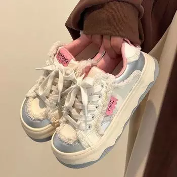 Thick-soled velvet board shoes 2025 winter new versatile little white shoes ins student casual niche warm cotton shoes 35