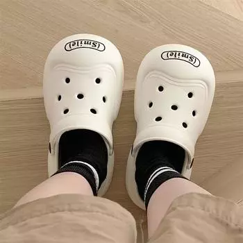 Thin Hole Shoes Baby Boy and Girl Summer Couple Casual All-Matching Fashion Outer Wear Ins Tide Closed Toe Sandals Beach No flower deduction milk White 44-45