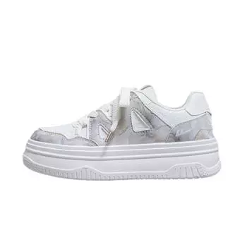 Thin low-top bread shoes thick-soled breathable spring and summer new board shoes high-value single shoes 35
