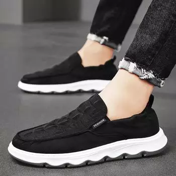 Thin soft-soled driving shoes 2024 summer breathable casual board shoes personalized crocodile pattern ice silk breathable loafers men s shoes 39 чёрный