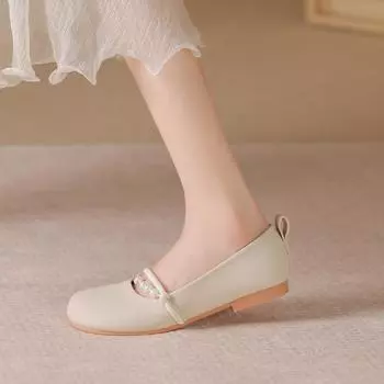 Thirteen rows of flat-soled single shoes for women in the summer of 2024, new little fairy shoes, pearl string soft-soled one-pedal Doudou shoes 34 абрикосовый