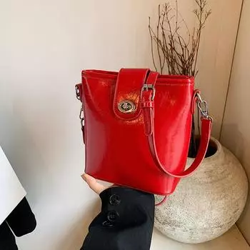 This year s popular bag women s summer 2024 new fashion shoulder messenger bag silver chain bucket bag чёрный