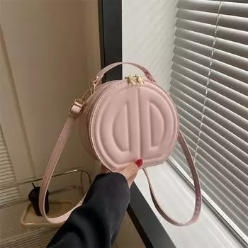 Популярная в этом году сумка-мешок с нишевым дизайном, осень 2024, новая простая модная сумка-мессенджер, повседневная портативная маленькая круглая сумка чёрный