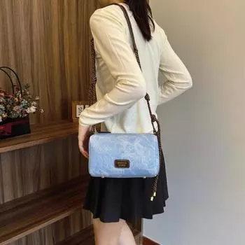 Популярная в этом году сумка-подушка для женщин 2024 года, новая модная повседневная сумка через плечо, нишевая сумка-мессенджер super fire для поездок на работу бежевый