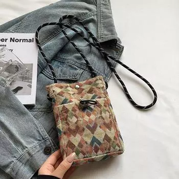 This Year s Popular Rhombus Bag Women 2025 New Fashion Western Style Messenger Bag Women Ins Niche All-Match Shoulder Bag Khaki without pendant