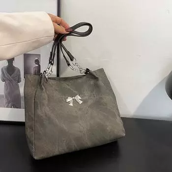 This year, the popular butterfly holder extra-large bag women s 2024 new fashionable texture commuter women s bag large-capacity shoulder bag синий