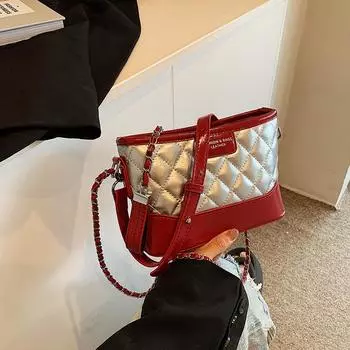 This year, the popular super fire bucket bag women s 2024 new summer light luxury niche high-end casual messenger bag слоновая кость