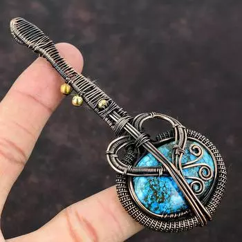 Тибетская бирюза кулон, кулон, обернутый медной проволокой, кулон из драгоценного камня ручной работы, уникальный медный дизайн, ювелирное изделие, кулон в виде гитары, подарок на годовщину