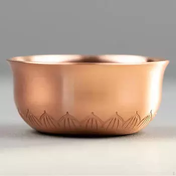 Тибетская буддийская чаша для подношения воды, винная чаша, центральный элемент стола, утварь, латунная чаша для поклонения, декоративная