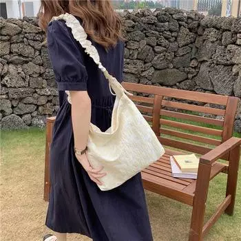Tide Internet celebrity pull puff flower messenger bag Korean cute girl pink pleated shoulder strap shoulder bag bag