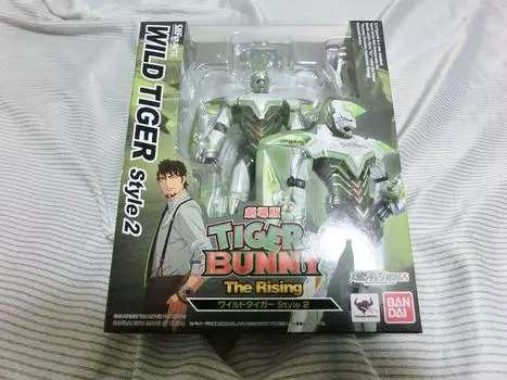 TIGER BUNNY Wild Tiger Style2 S.H.Figuarts & (Tamashii Web)