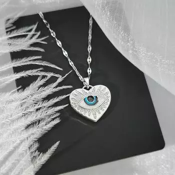Titanium Steel Devil S Eye Necklace Female Design Personalized Versatile Heart-Shaped Zircon Pendant Clavicle Chain