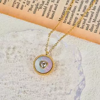 Титановая титановая стальная цепочка на ключицу с белой ракушкой и бархатной инкрустацией