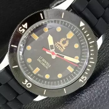 TITUS SWISS 40MM TURNABLE BEZEL MENS REFURBISHED BLACK DIAL WATCH a430718-2 R104-a430718