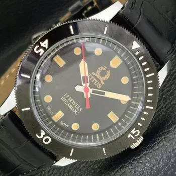 TITUS TURNABLE BEZEL SWISS 40MM MENS REFURBISHED BLACK DIAL WATCH a430777-2 R104-a430777