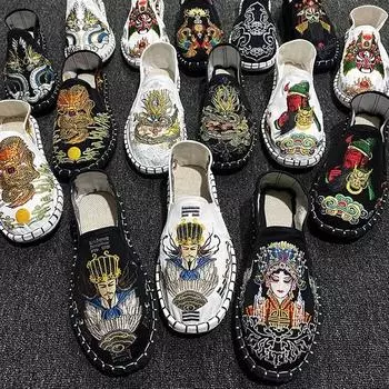 Тканевые туфли с цветочной вышивкой, мужские мокасины для мужчин-Gommino, студенческая повседневная обувь, модный национальный китайский стиль 2024 37