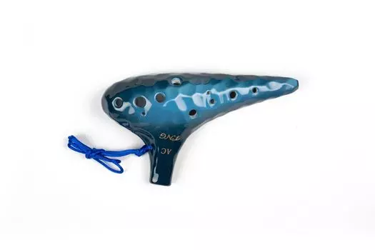 TNG Ocarina Музыкальный инструмент Роскошный духовой инструмент Ocarina Глазурованная отделка Морская волна Узор [Альт/До/AC/12 отверстий/Изумруд] (с ремешком) (синий) синий