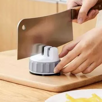 Точилка для мини-резака Eftless Blade Прочная заточка на присоске с 3-изогнутой простой в использовании точилкой для лезвий