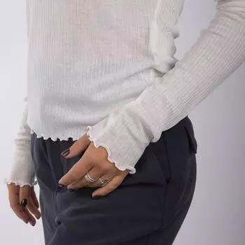 ТОЛЬКО женский топ в рубчик с длинными рукавами