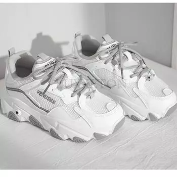 Толстая подошва из сетки, дышащая и удобная обувь для папы, противоскользящая и износостойкая модная повседневная спортивная обувь с большой подошвой 35 чёрный