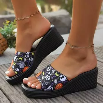 Толстая подошва с круглым носком, односложная верхняя одежда летом 2024 года, новые крутые женские тапочки большого размера с наклонным каблуком 43 36 чёрный