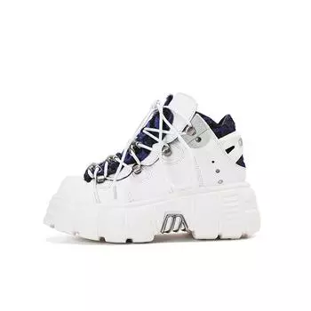 Толстая подошва с металлическими заклепками Мотоциклетные ботинки в стиле панк-стрит, крутые девчачьи новые готические короткие ботинки с круглым носком на шнуровке для женщин 35