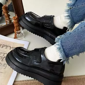 Толстая подошва, увеличивающая рост, ретро-британский стиль, jk small, кожаные туфли для женщин, весна-осень 2025, новые модные студенческие туфли с юбками, одинарные туфли 35 чёрный